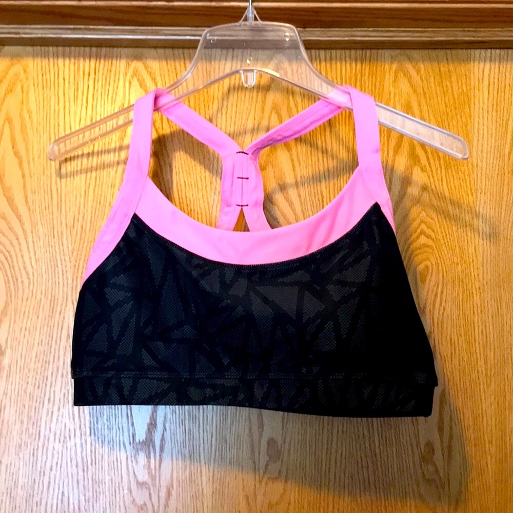 AVIA large geometric print black pink racer back crop tank top sports bra EUC